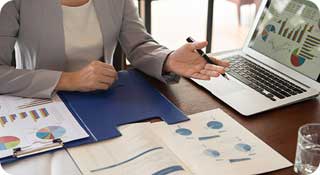 Women hand and laptop image